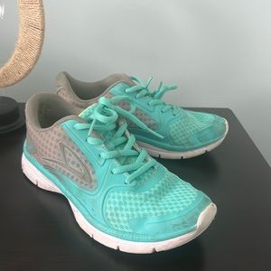 Champion Aqua Lace-Up Tennis Shoes